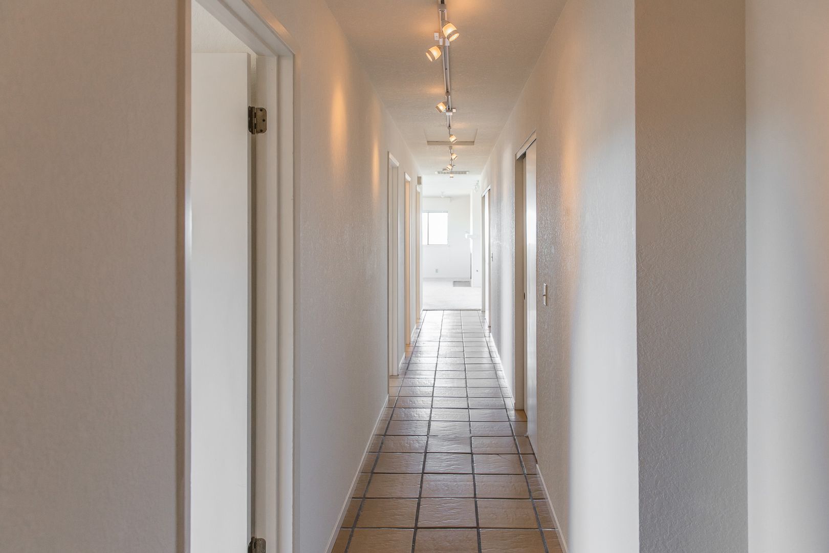 Pacific Grove House: 305 Lighthouse Ave, Unit 3