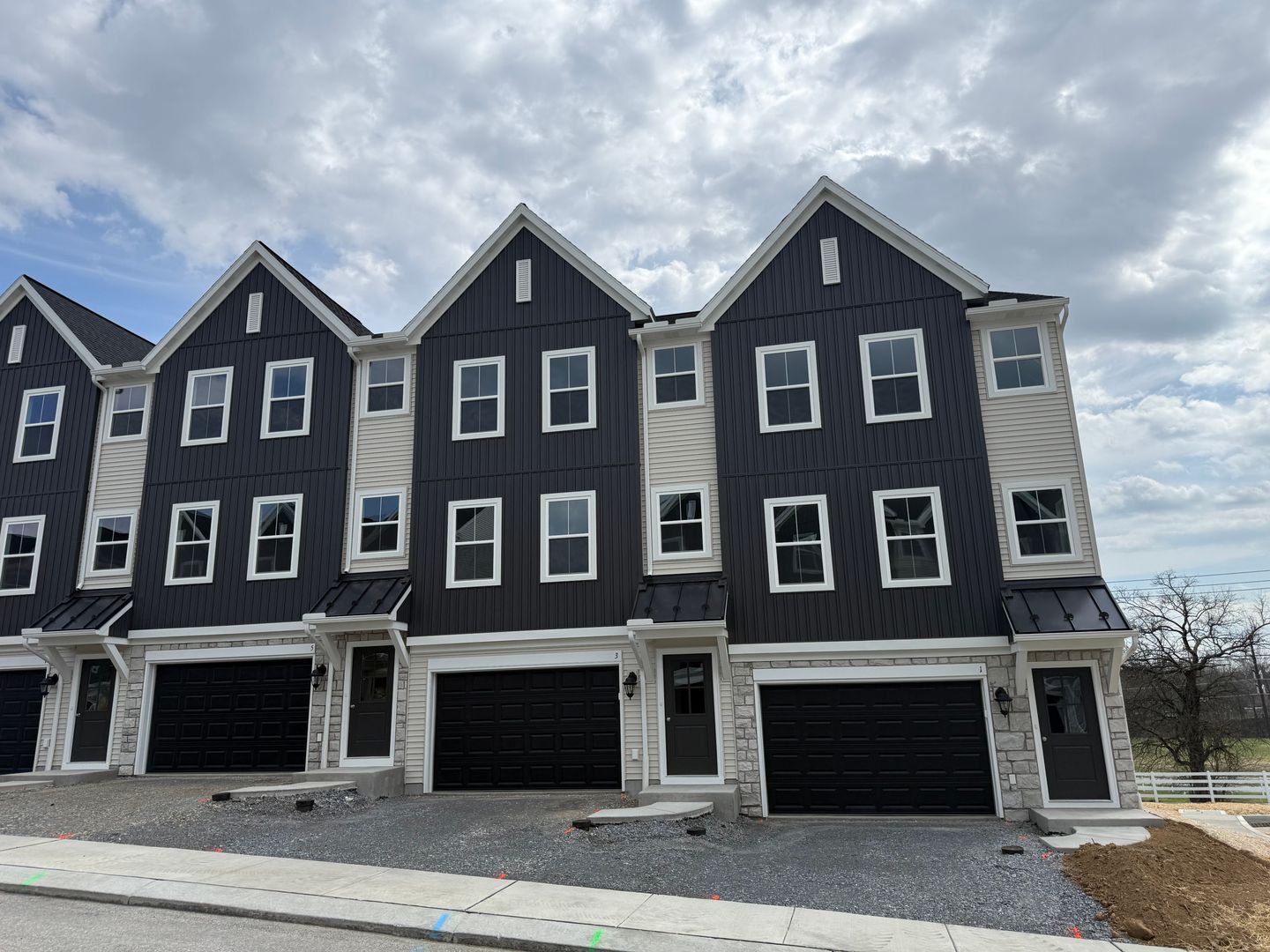 Carlisle Townhome: 1 Meredith Way