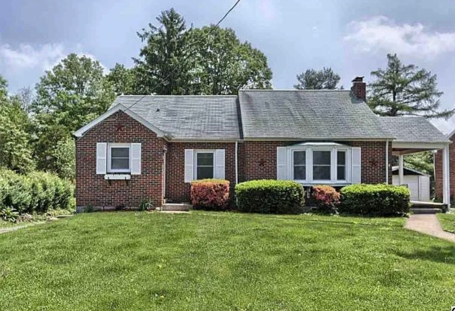 Harrisburg House: 409 N 48th St