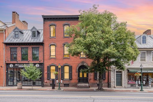 One Bedroom Apartment in downtown Carlisle