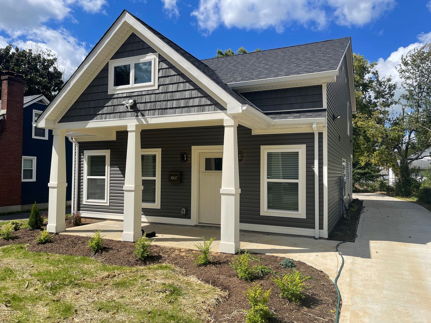 Lexington Apartment: 505 Ingleside Dr