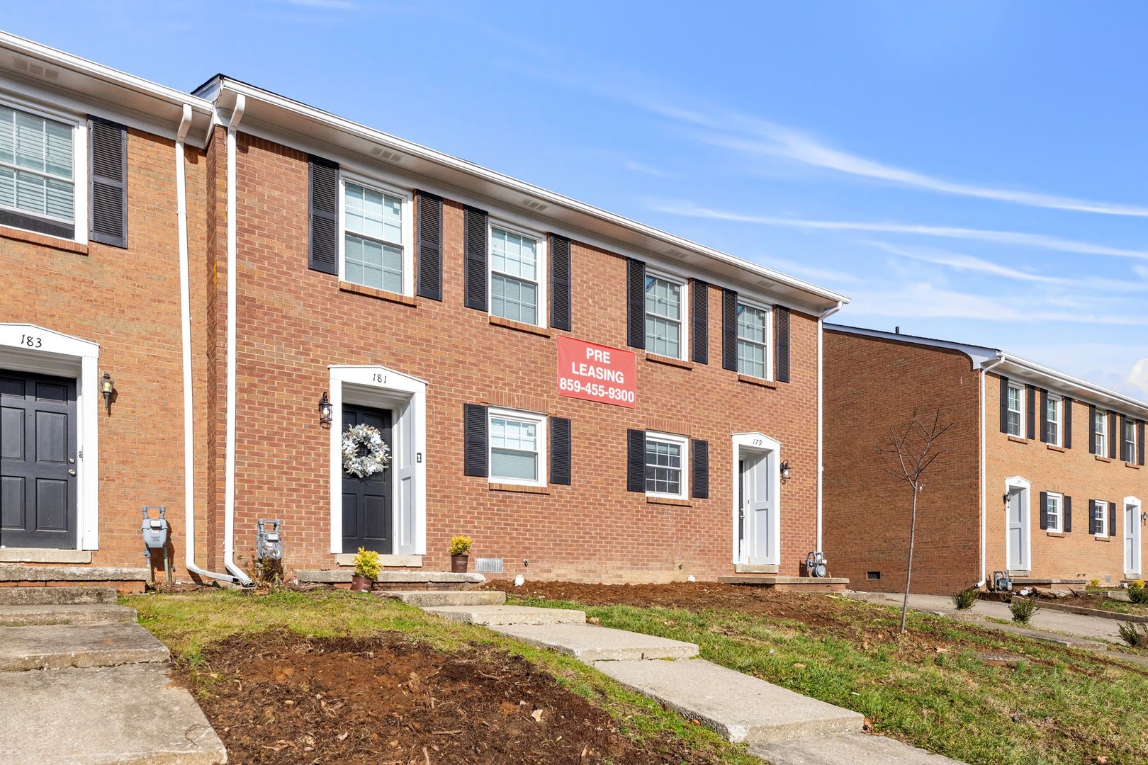 lexington Townhome: S. Eagle Creek