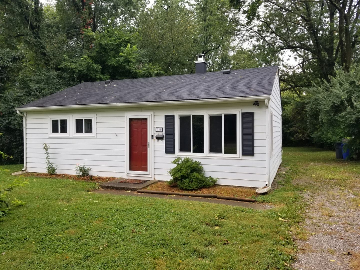 lexington House: 326 hummingbird ln