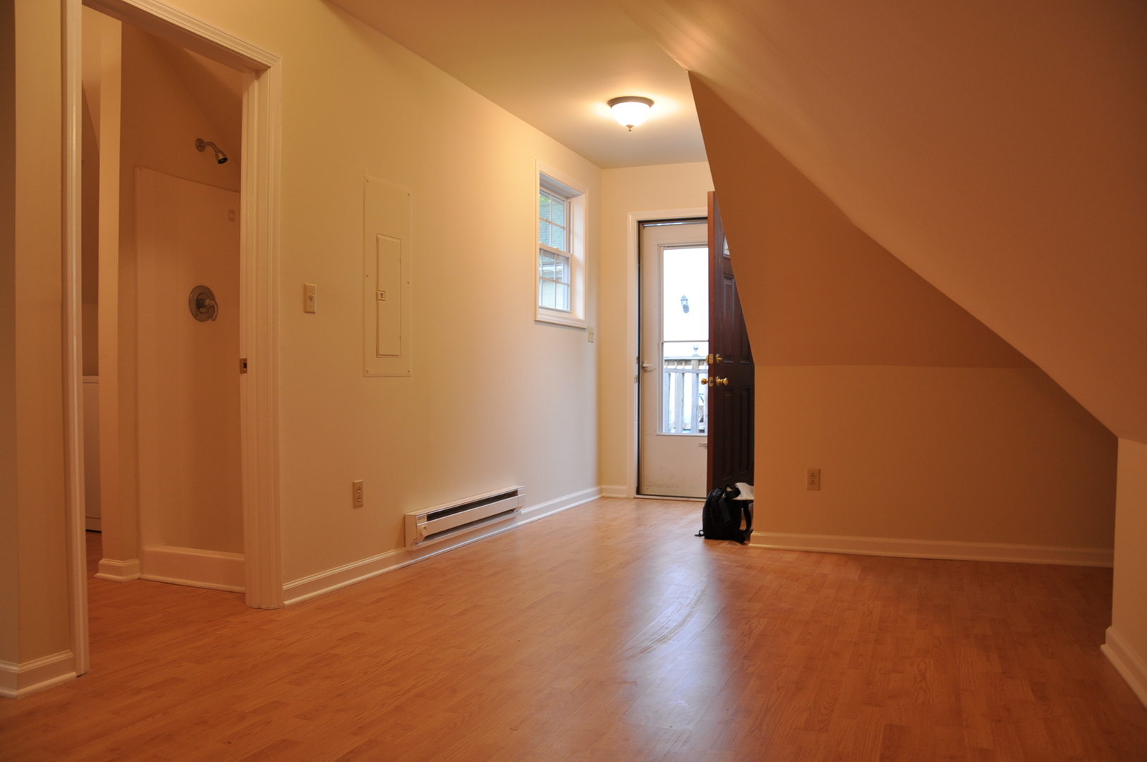 Lexington Apartment: 337 South Broadway Park