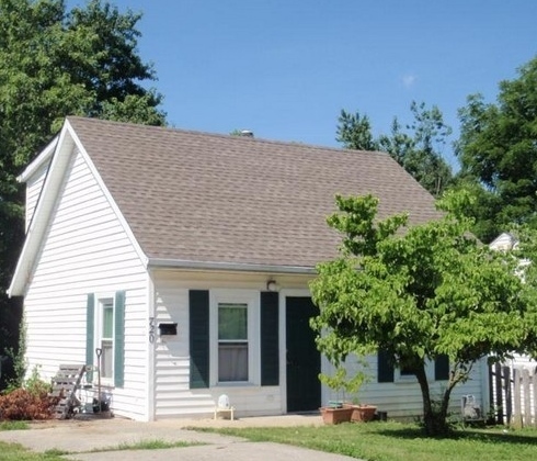 Lexington House: 720 Addison Ave