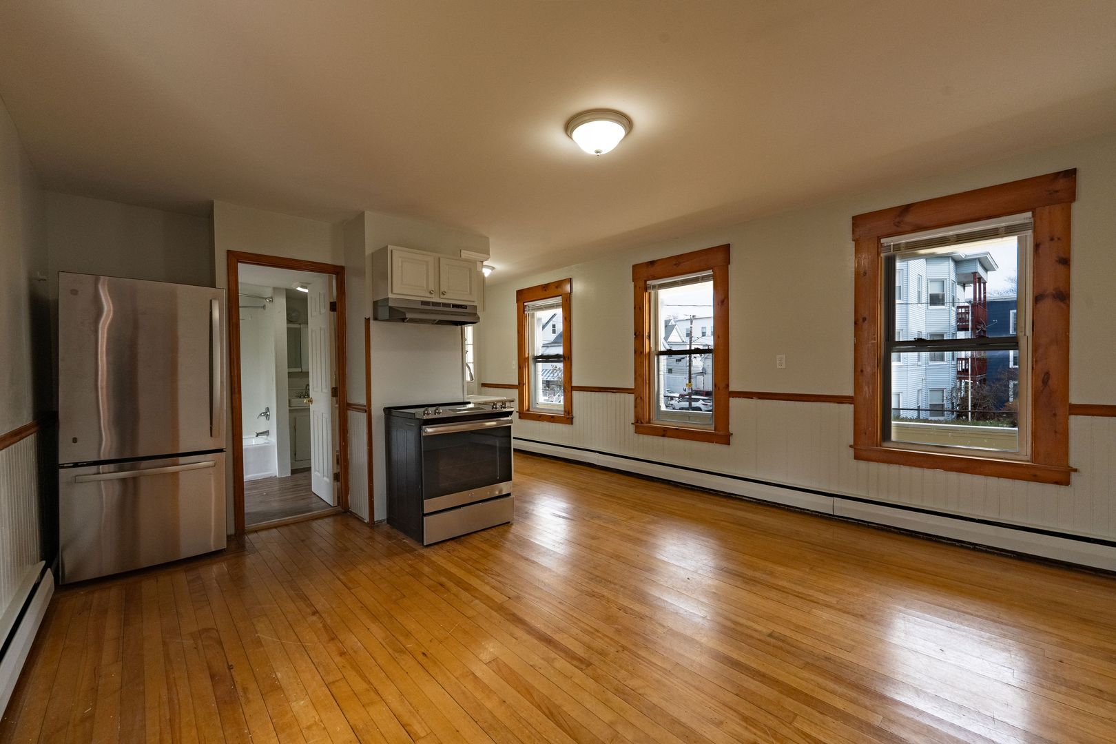 Manchester Apartment: 294 Spruce St.