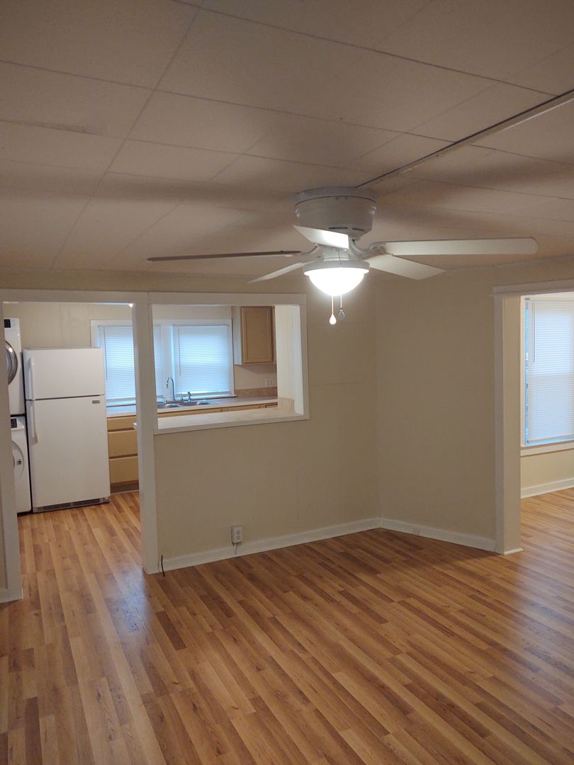 Sylva House: 48-B Maple Street