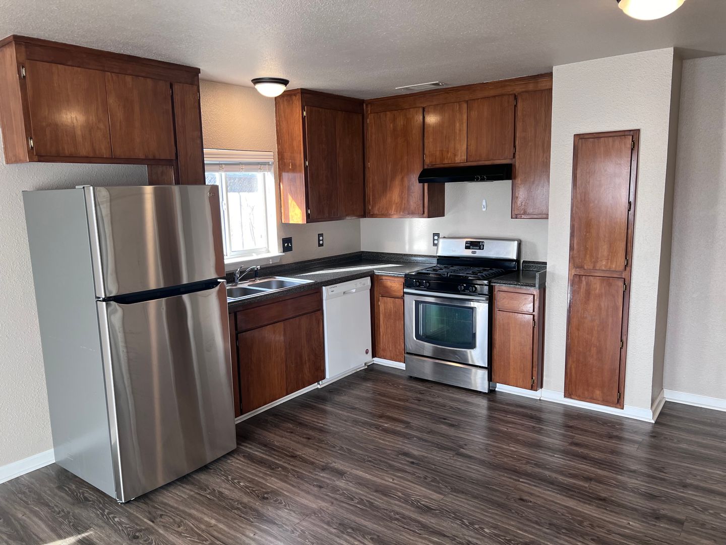 Anderson Apartment: 2820 East St