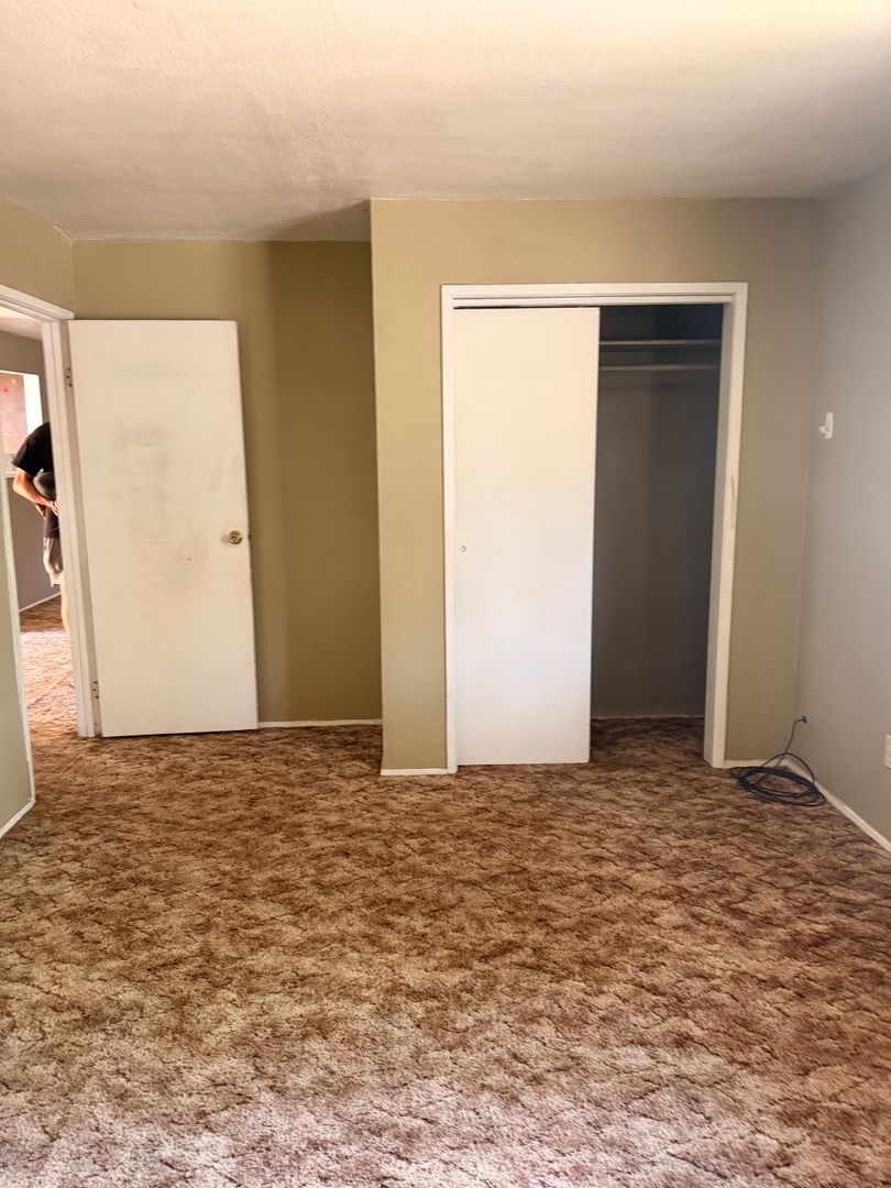 Weaverville Apartment: 24 Short St