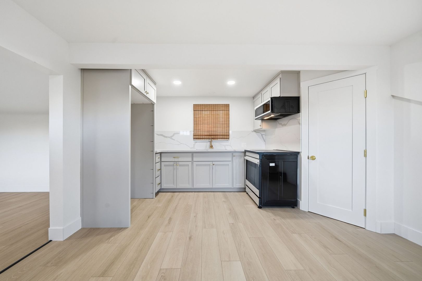 Redding Apartment: 2153 - 2155 Placer Street