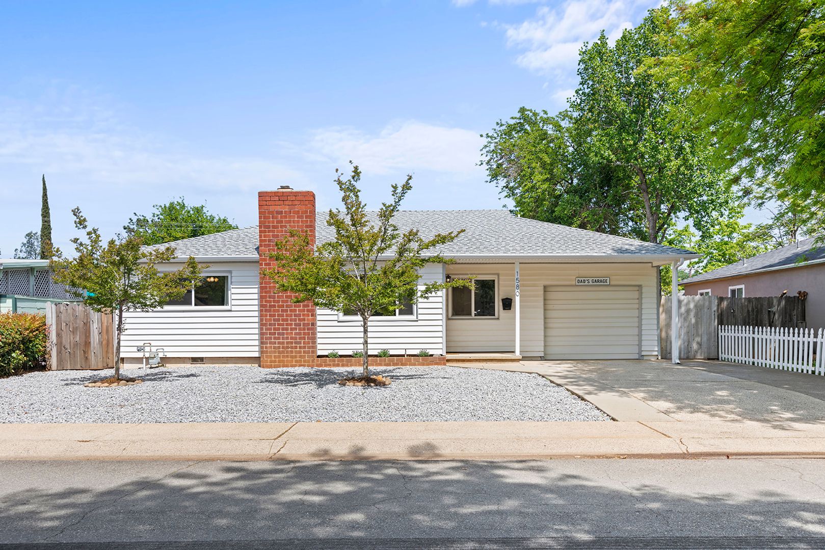 Anderson House: 1580 Jeffries Ave