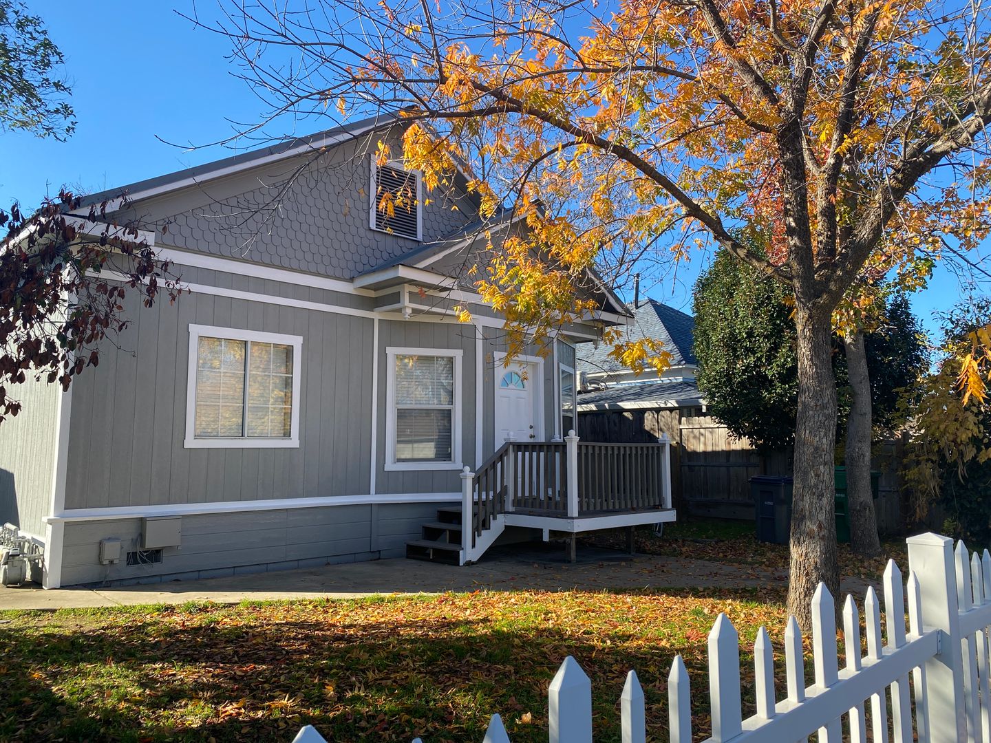 Anderson Apartment: 2820 East St