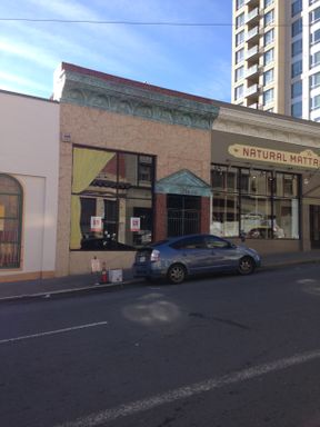 Great Commercial Space Location on Sutter and Van Ness – photo 1