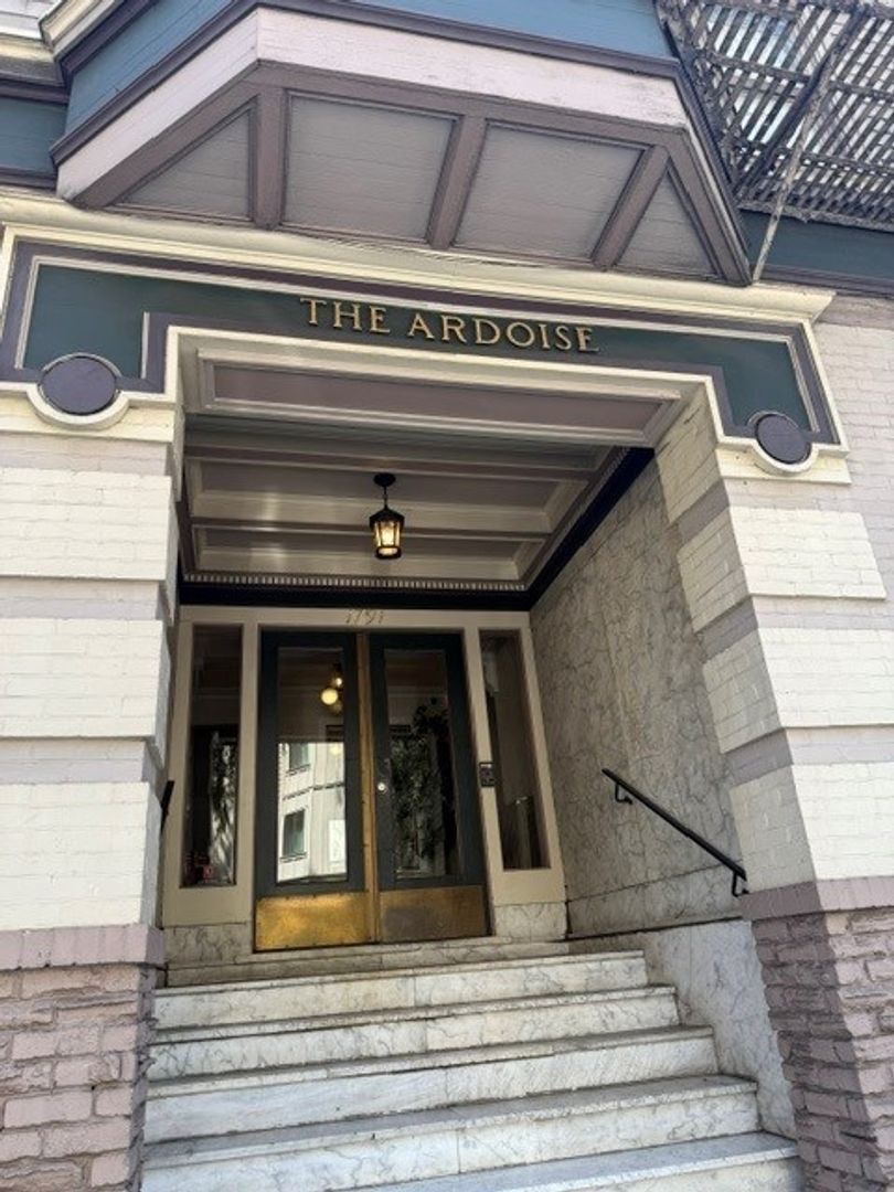 San Francisco Apartment: 1666 Gough Street, 1777 Pine Street, & 1791 Pine Street