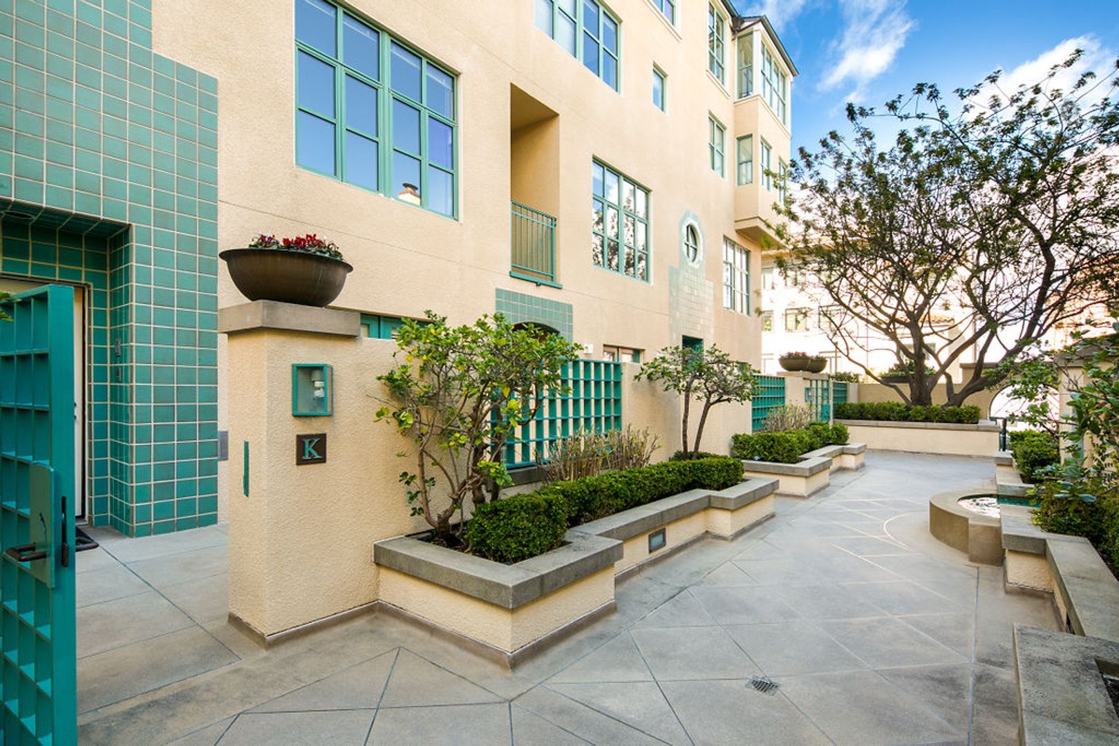 San Francisco Apartment: 1059 Union Street