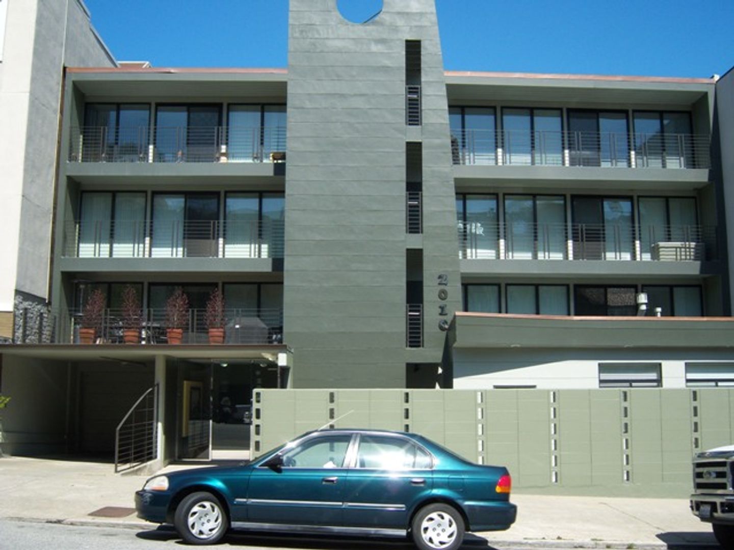 San Francisco Apartment: 2010 Pacific Avenue