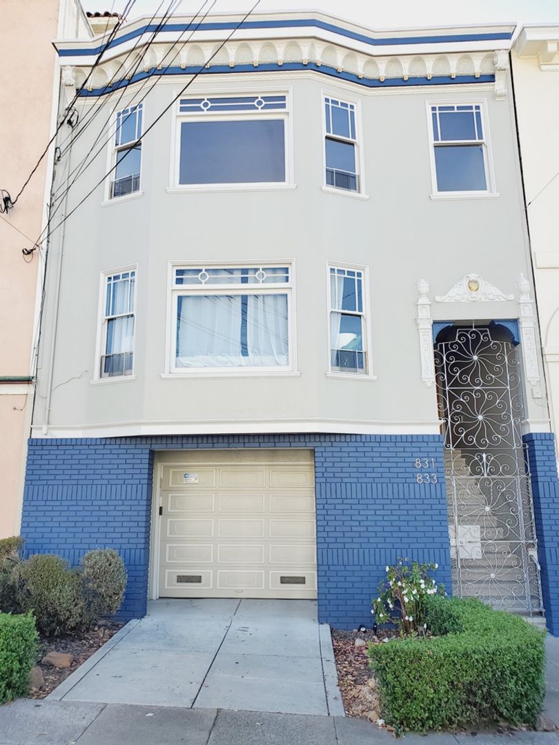 San Francisco Apartment: 831 - 833 24th Avenue
