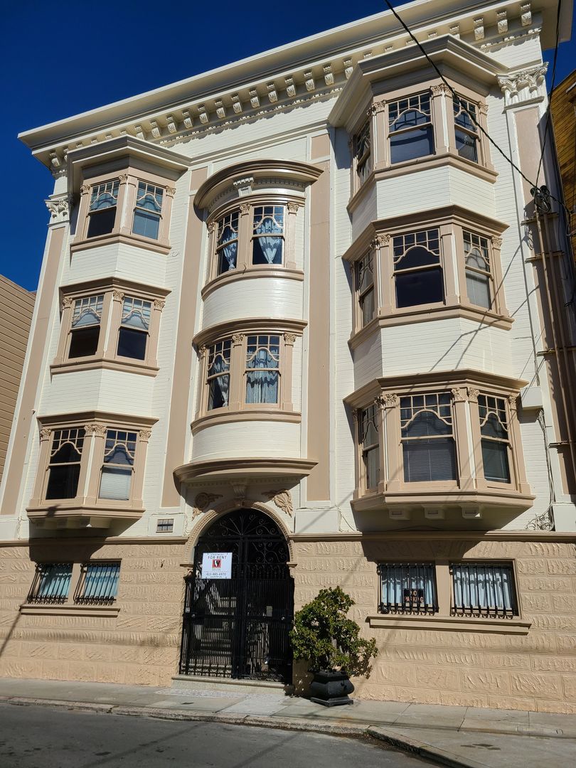 San Francisco Apartment: 23-33 Linda Street