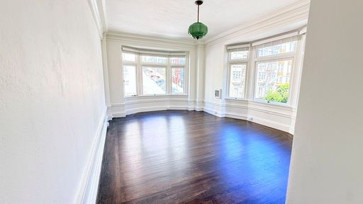 Beautifully Remodeled Studio with Classic San Francisco Character – photo 1