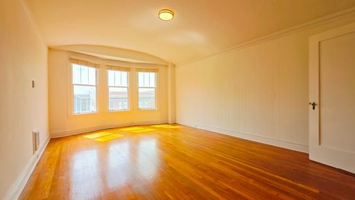 Spacious & Updated Bathroom & Kitchen One Bedroom By Pacific Heights – photo 1