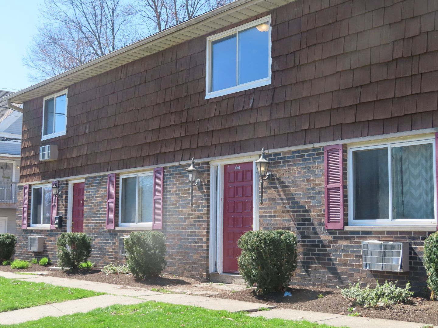 Fort Wayne Apartment: 1107 West Washington Blvd