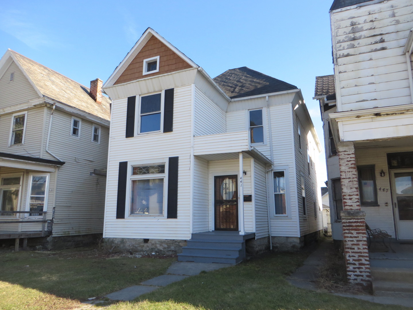 Fort Wayne House: 441 Brackenridge