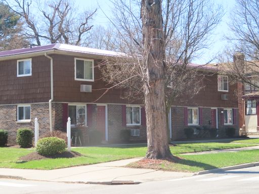 One Bedroom w/ Private entrance, Air Conditioning (West Central / Downtown) – photo 1
