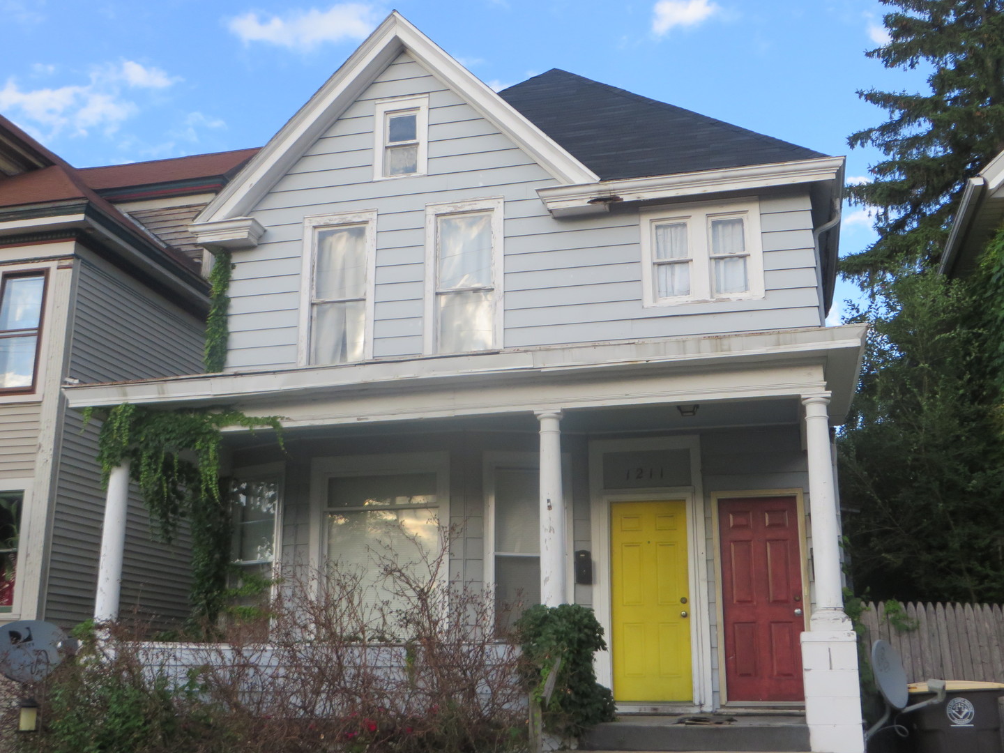 Fort Wayne Apartment: 1211 Fulton St