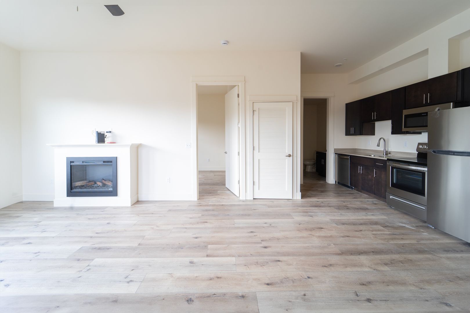 Portland Apartment: 7980-7990 SW Capitol Hill Rd