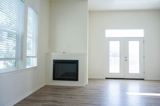 Listing photo thumbnail