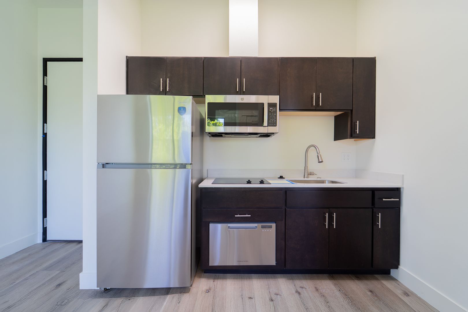 Portland Apartment: 2260 NW Pettygrove St.