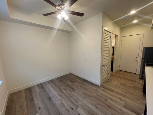 Burnie (1 & 2) - 5980 E Burnside St. - 1302, Portland, OR 97215