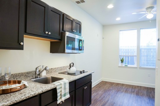 Listing photo thumbnail