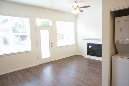 7210 N Burlington St. - 107, Portland, OR 97203