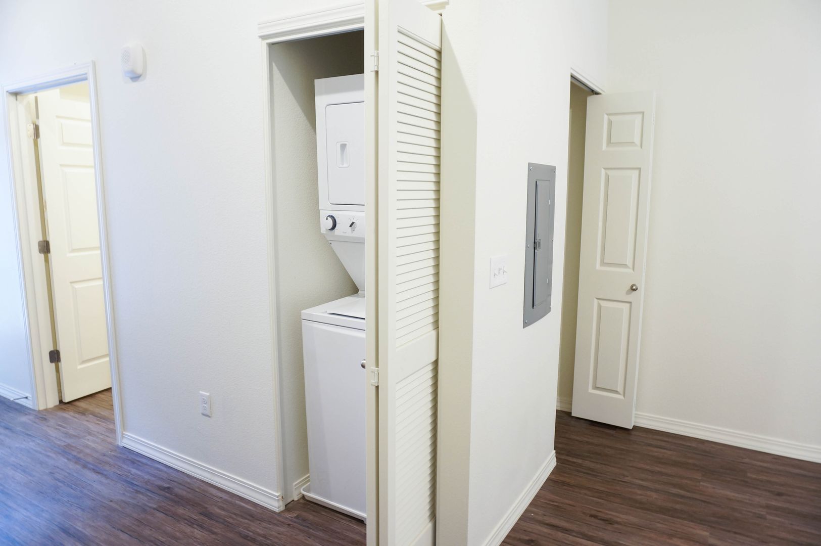 Portland Apartment: 7210 N Burlington Ave.