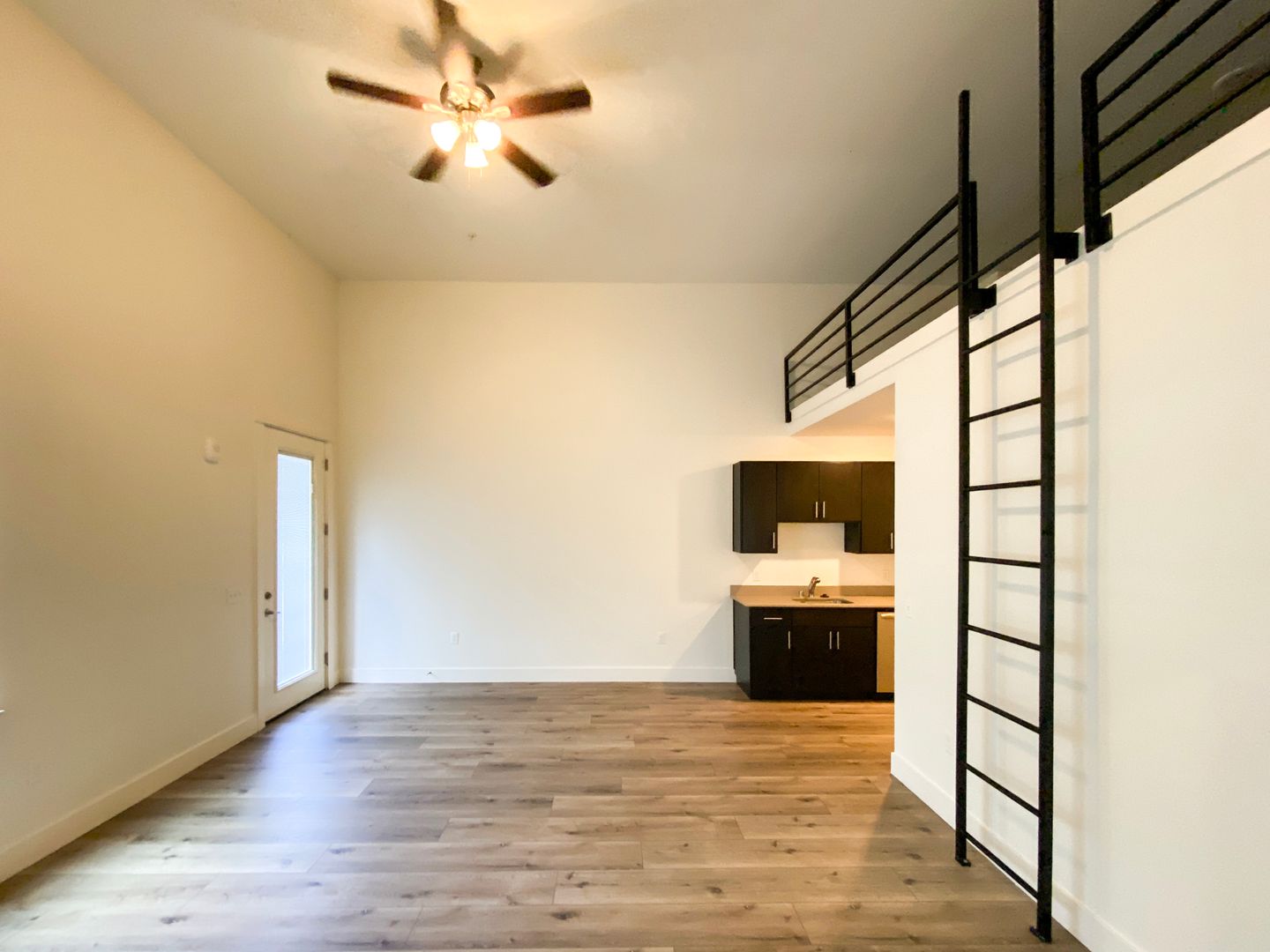 Vancouver Apartment: 1655 C St.