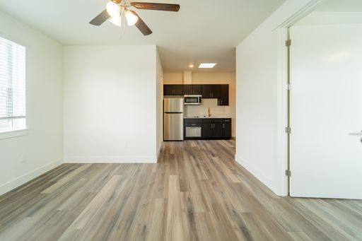 Listing photo thumbnail