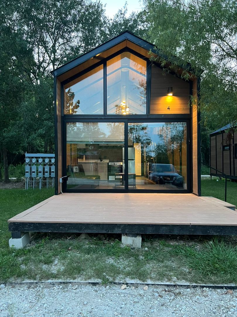 Orange House: 3710 pheasant st Orange, TX 77630