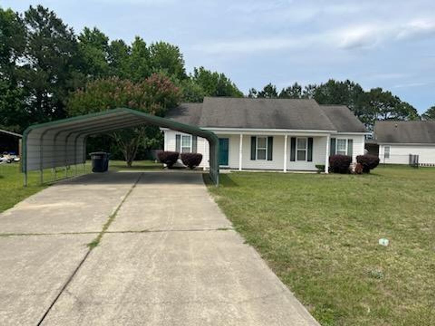 Selma House: 102 Prancer Circle (SELMA)