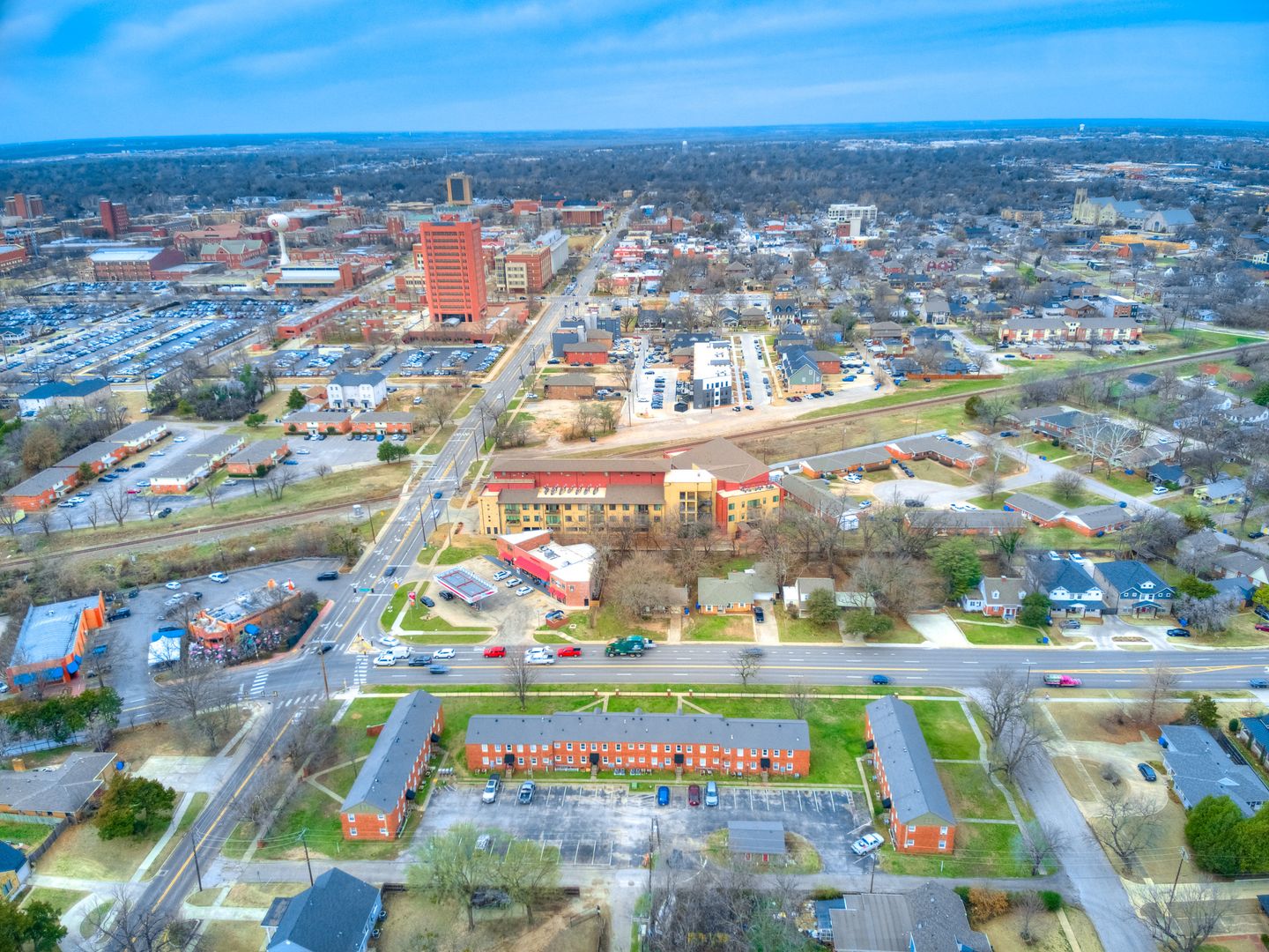 Norman Apartment: 505 E Boyd St.