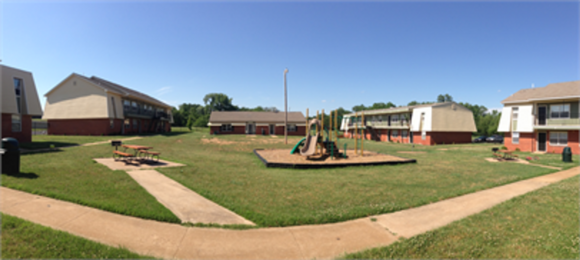Noble Apartment: 901 E. Maguire Road