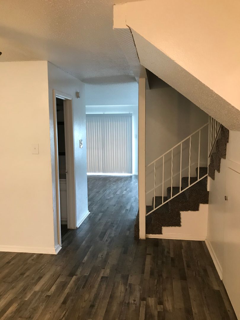 Pantego Apartment: 3206 Green Tee Drive