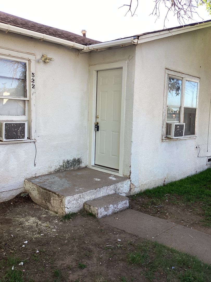 Located in Portales!! Cozy 1 bed apartment!
