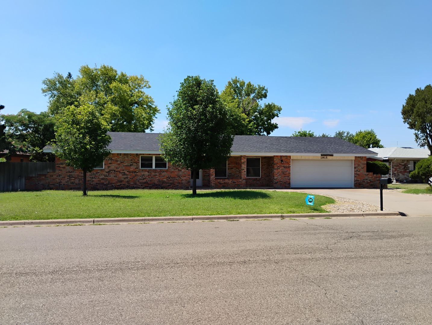 Clovis House: 1915 Miller St.