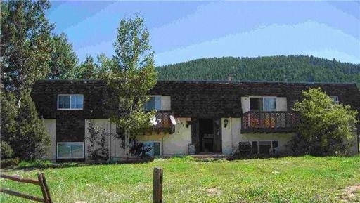 $1350 2 Bedroom 1 Bathroom Unit Tucked at the Base of Woodland Park Mountains