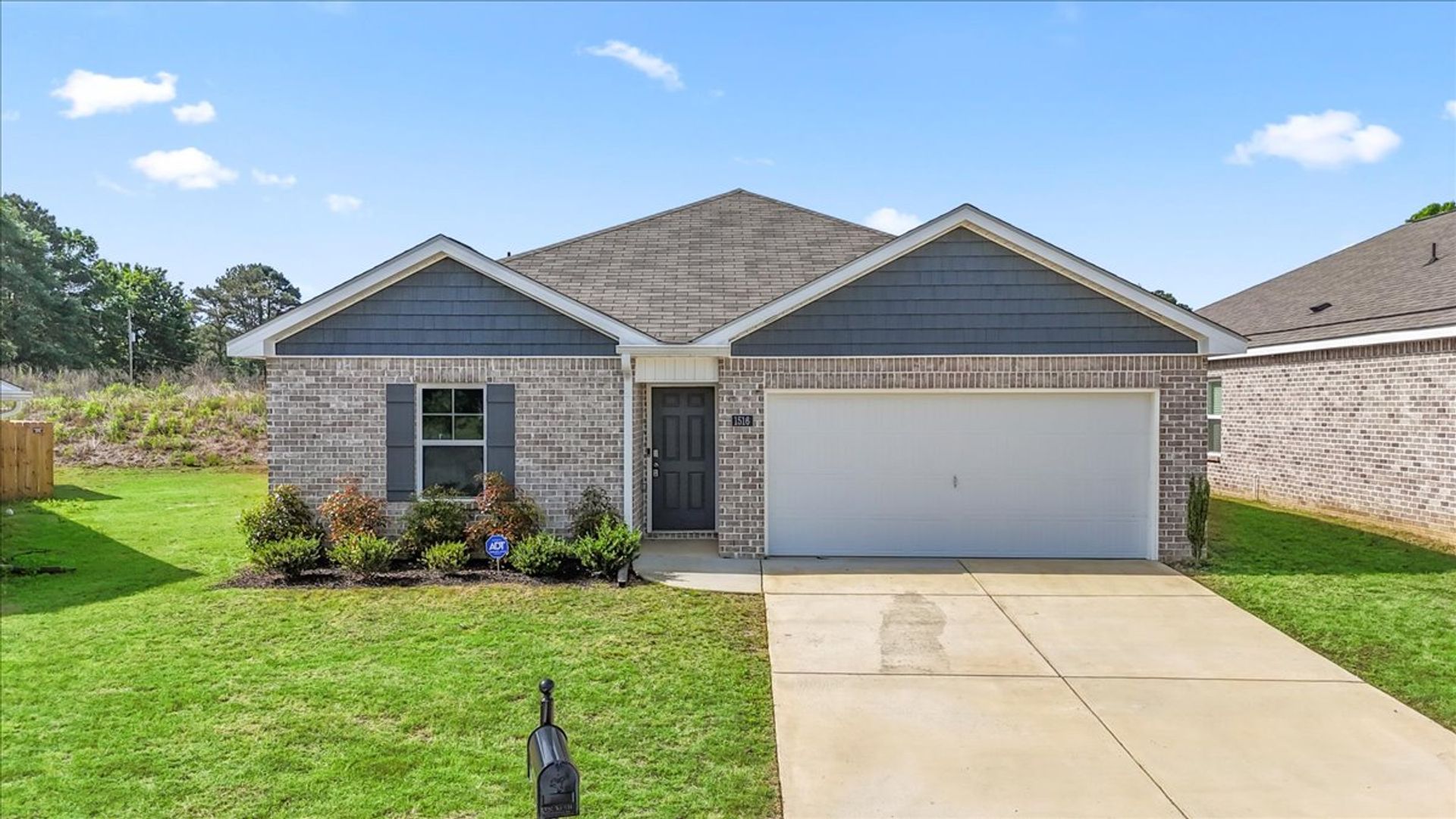 Cullman House: 1516 Heritage Circle SE