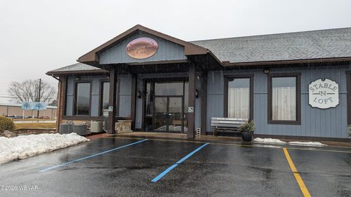 Retail Commercial Space