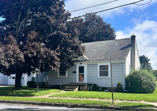 Single Family Home for Rent – photo 1