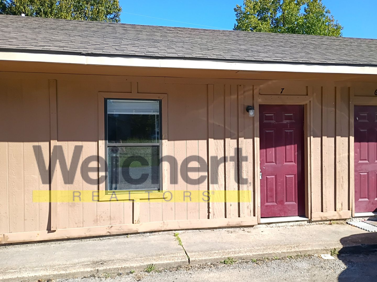 Paragould Apartment: 915 Grayson St.