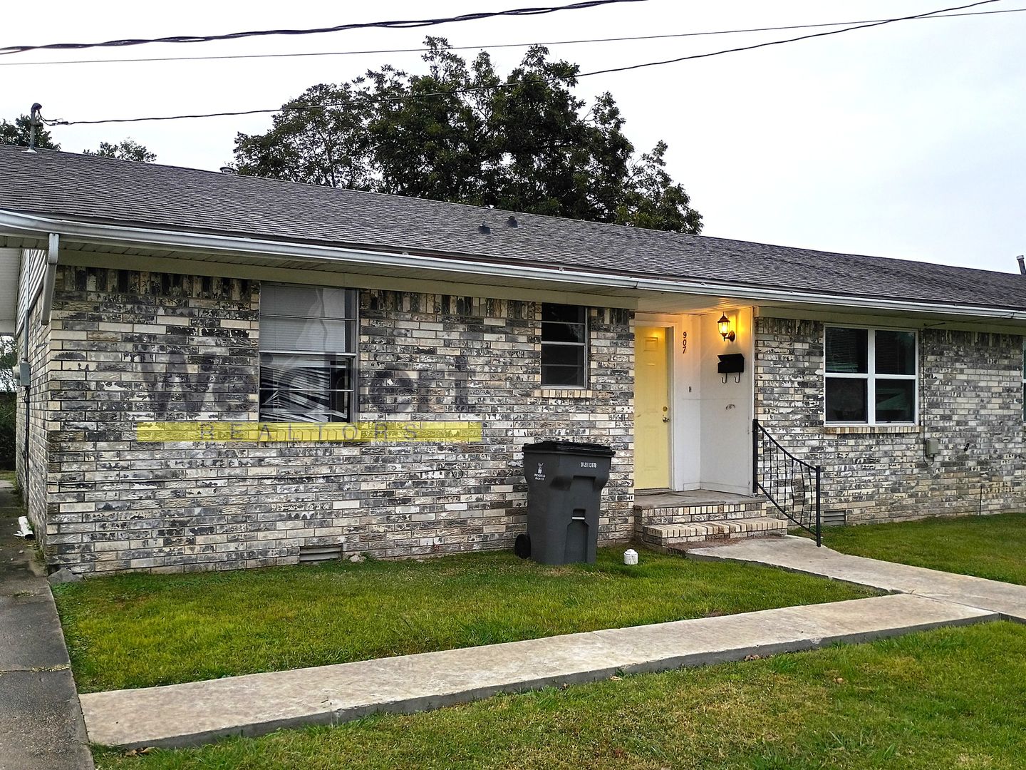 Paragould House: 907 South 7th Street